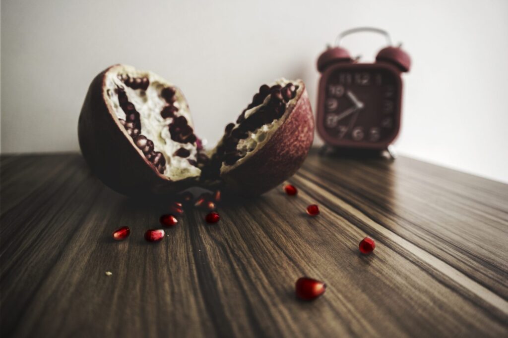 pomegranate chocolate clock, healthy hors d'oeuvres