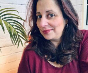 Build Confidence and Be an Intuitive Eater with Julie Delucca Collins