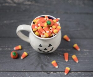 Spooked by Halloween Candy? Don’t be – Learn How to Enjoy Your Treats Intuitively